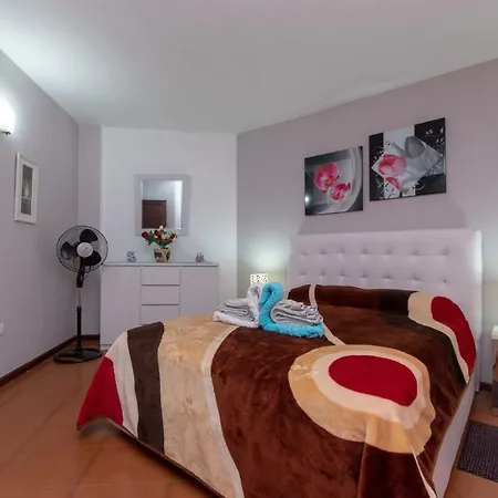 San Marino 25 - One Bed Lejlighed *