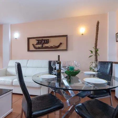 San Marino 25 - One Bed Apartment